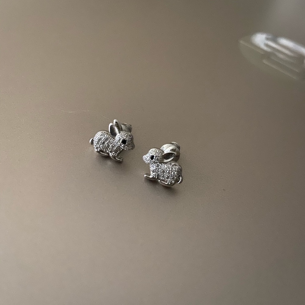 Silver bunny earrings